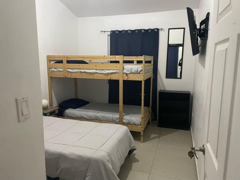 Habitaciones En Casa Casiopea 티후아나 외부 사진